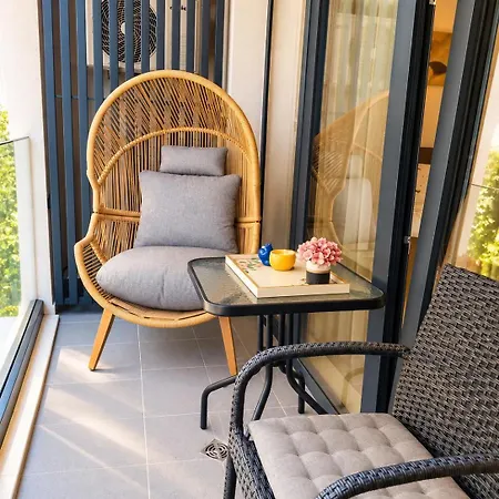 Апартаменти Dolce Azur Apartmens